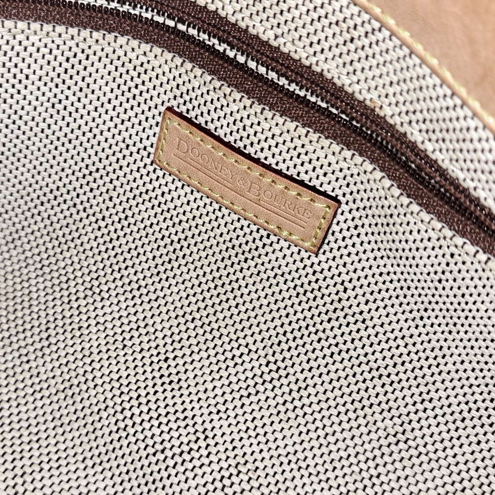 Dooney&Bourke Shoulder Bag - Picture 6 of 14